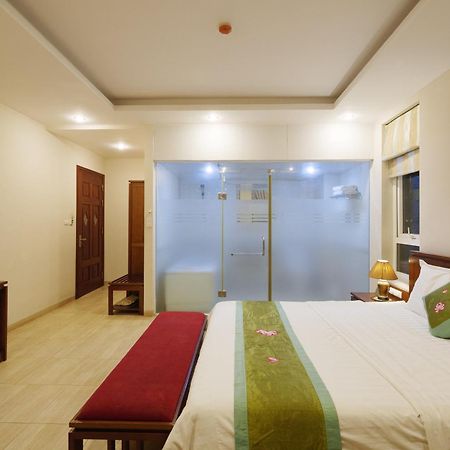 Ngan Ha Hotel Long Bien Hanoi Buitenkant foto