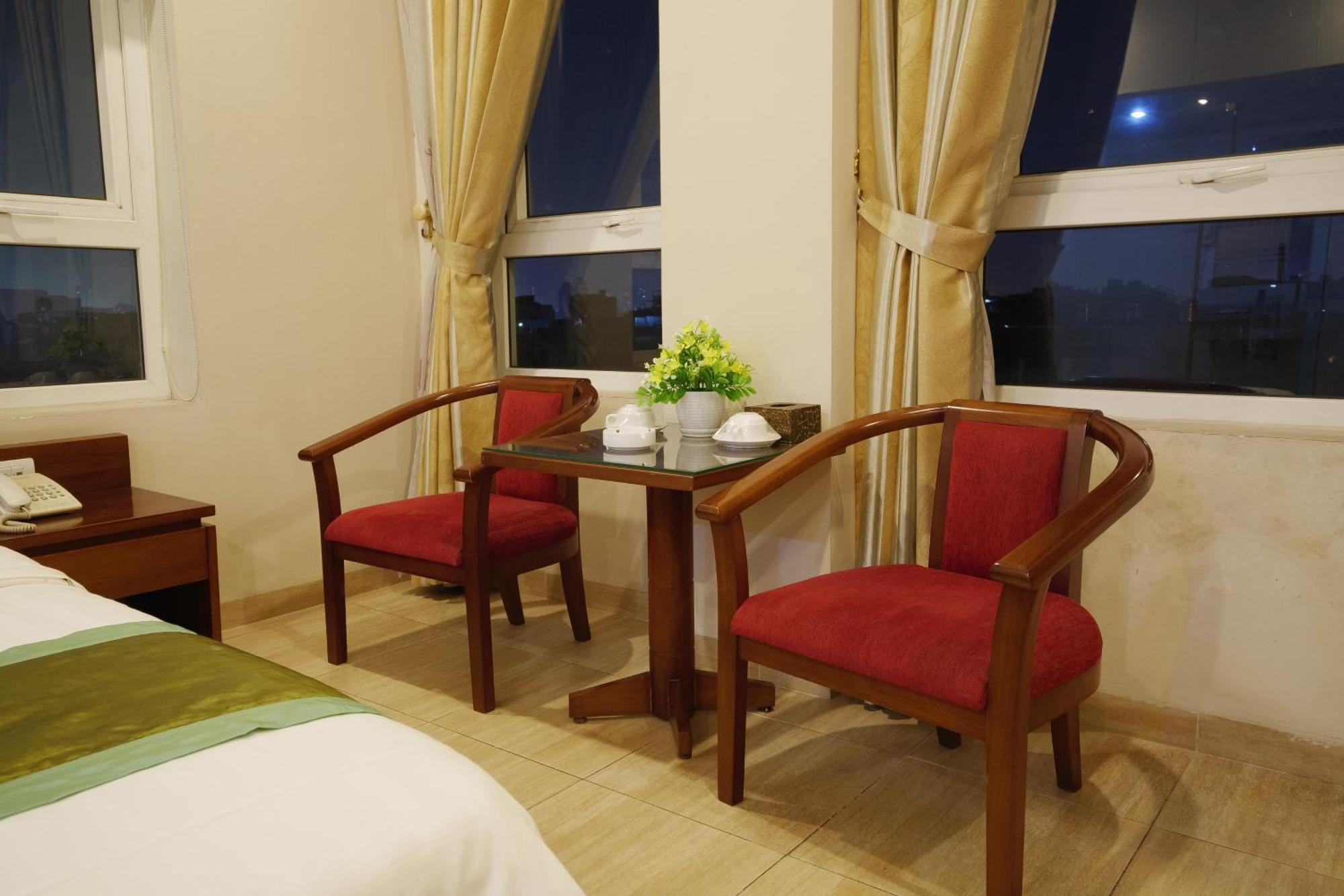 Ngan Ha Hotel Long Bien Hanoi Buitenkant foto