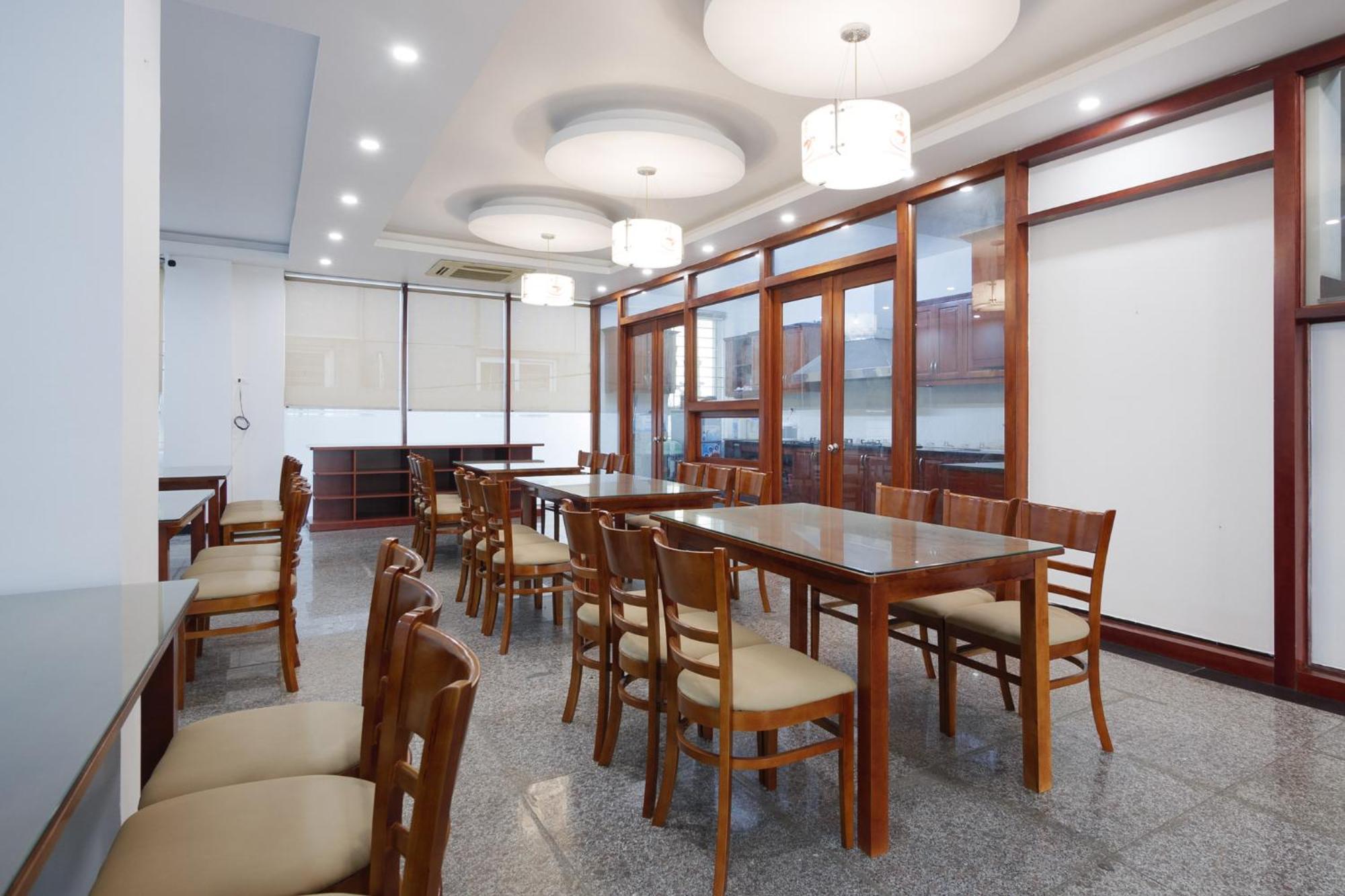 Ngan Ha Hotel Long Bien Hanoi Buitenkant foto
