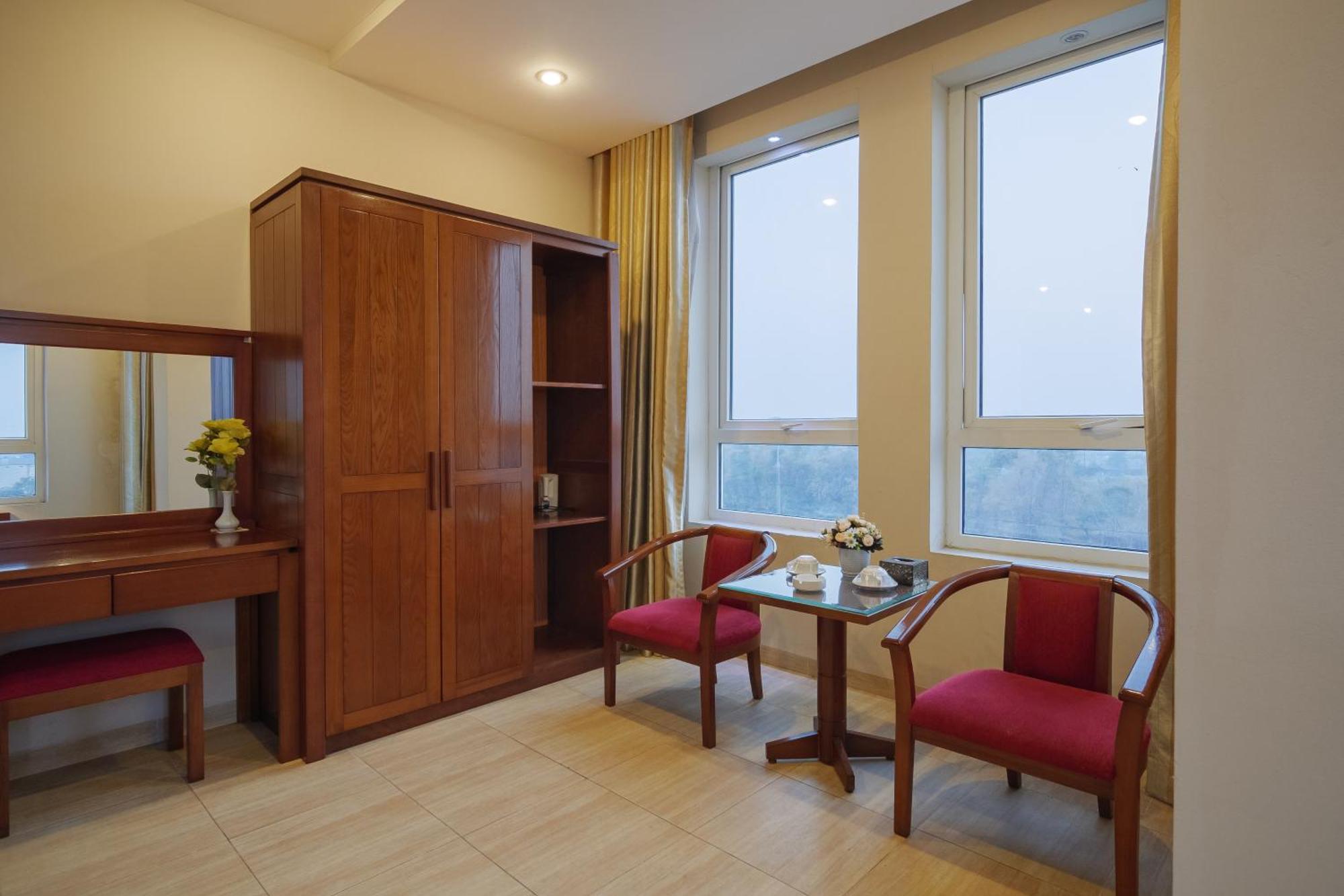 Ngan Ha Hotel Long Bien Hanoi Buitenkant foto