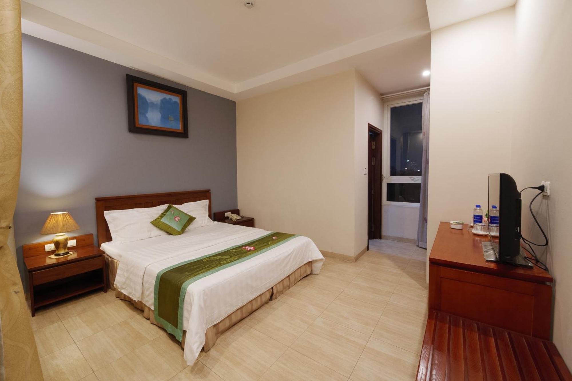 Ngan Ha Hotel Long Bien Hanoi Buitenkant foto